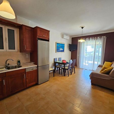 Glyfada Beachfront Apartment A3G Exterior foto