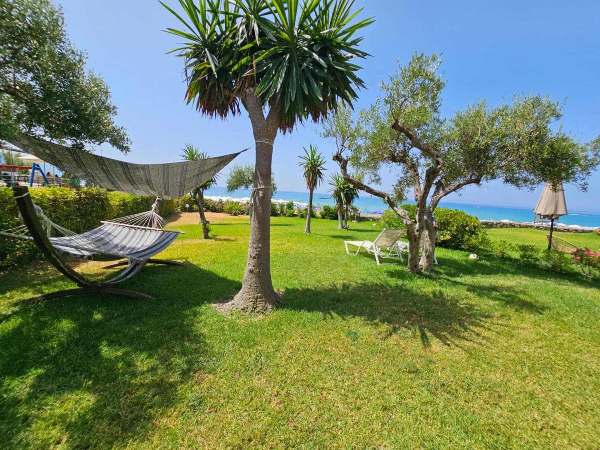 Glyfada Beachfront Apartment A3G Exterior foto