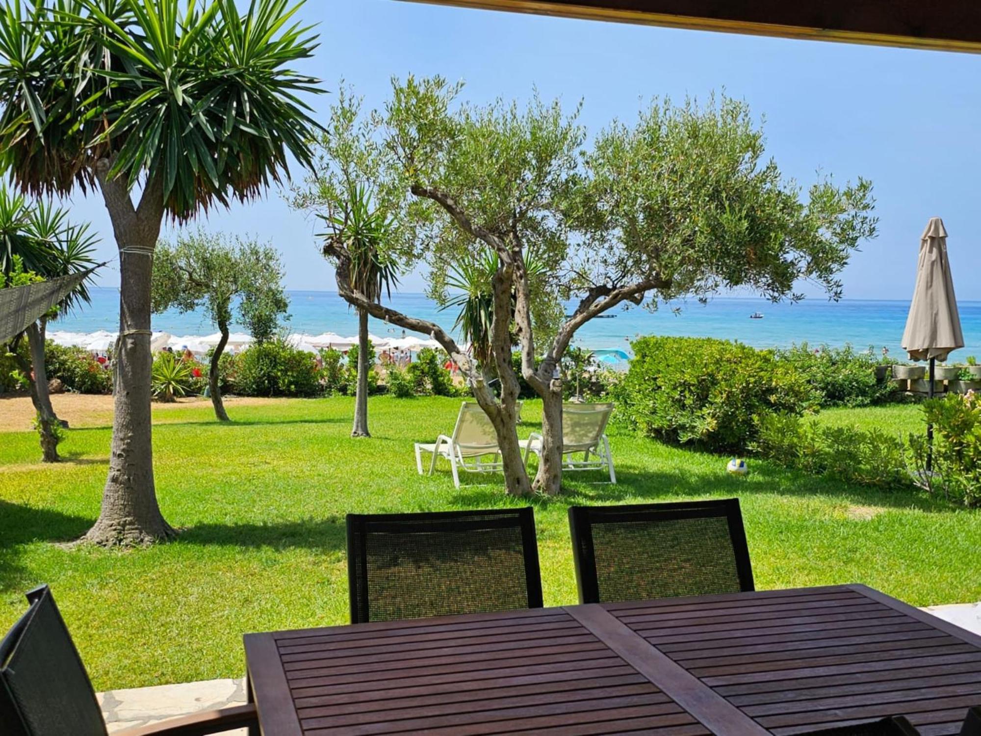 Glyfada Beachfront Apartment A3G Exterior foto